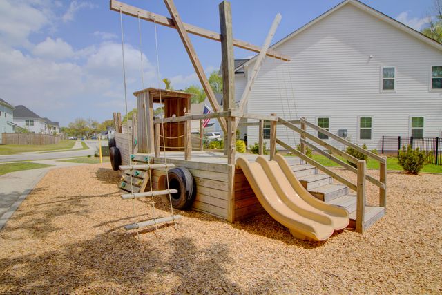 1092 Saltwater Circle, Johns Island, SC 29455