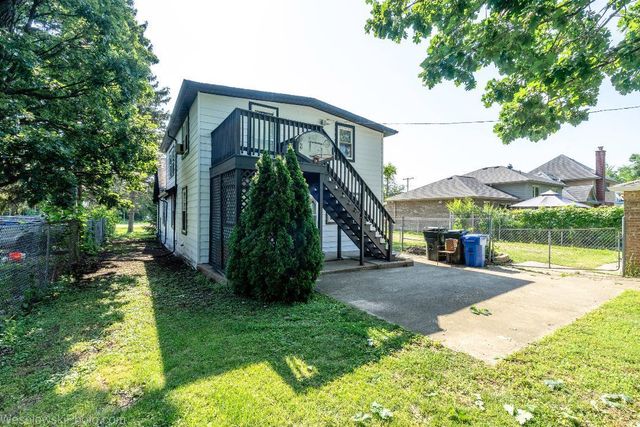 7700 Garden Lane, Justice, IL 60458