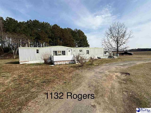 2123 S Fork Dr, Darlington, SC 29532