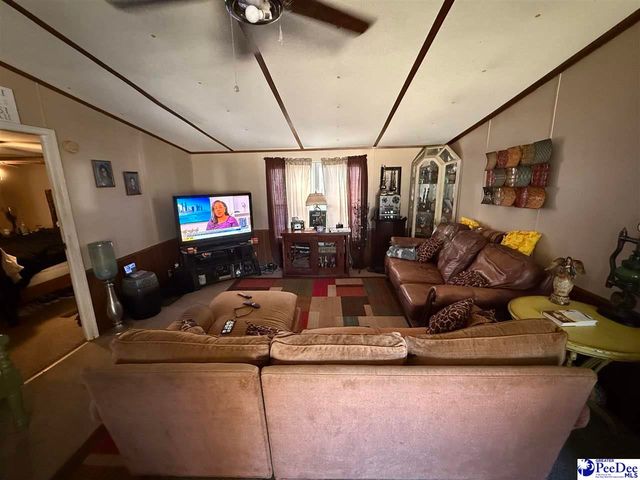2123 S Fork Dr, Darlington, SC 29532
