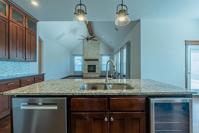 6140 Oxnard Street, Edmond, OK 73034