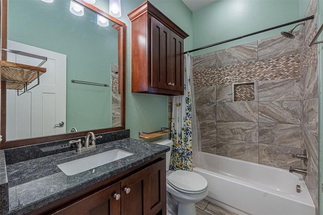 6140 Oxnard Street, Edmond, OK 73034