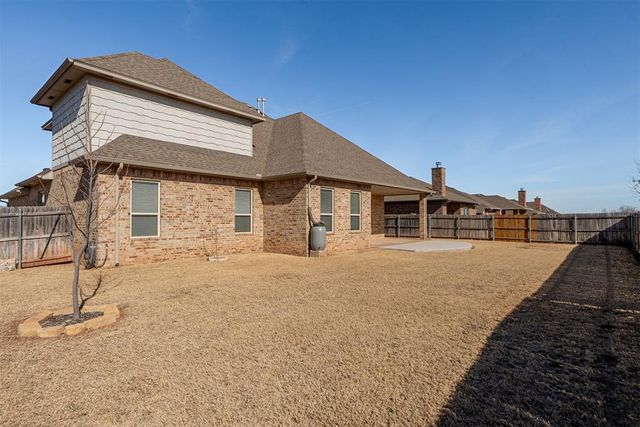 6140 Oxnard Street, Edmond, OK 73034