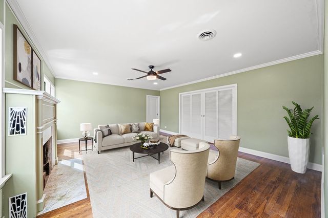 719 W Main, Kerrville, TX 78028