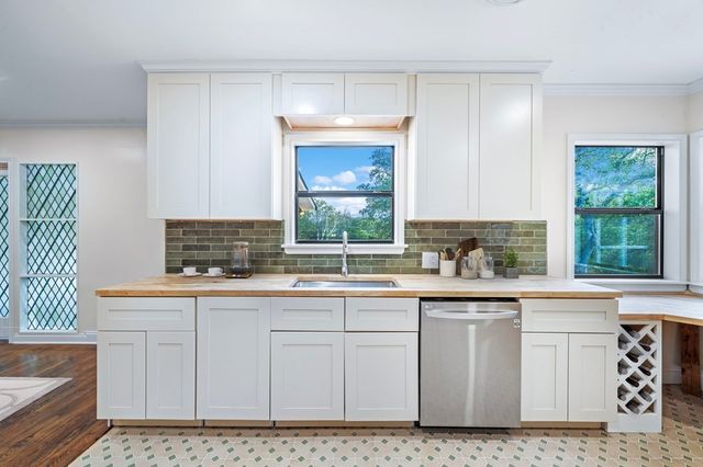 719 W Main, Kerrville, TX 78028