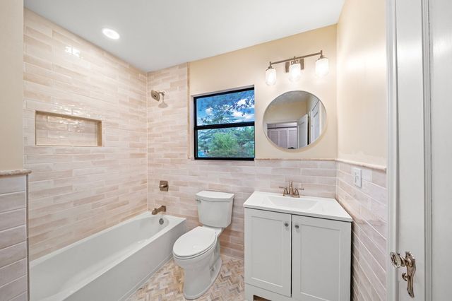 719 W Main, Kerrville, TX 78028