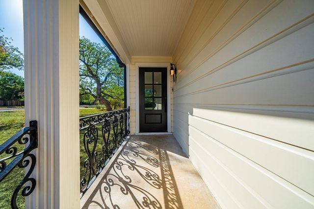 719 W Main, Kerrville, TX 78028