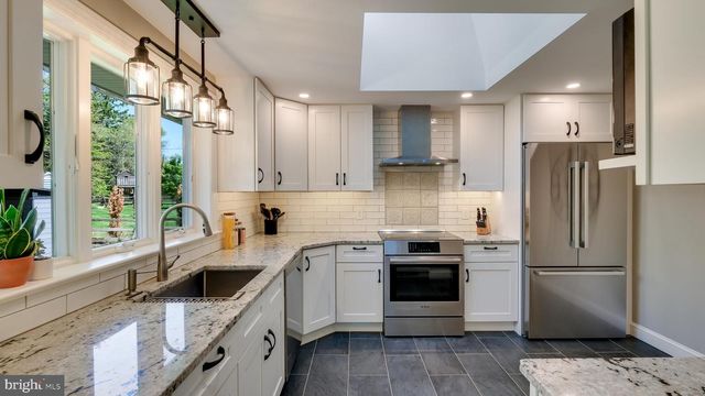 235 N CLINTON ST, Doylestown, PA 18901