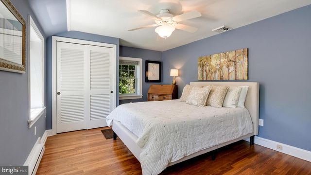 235 N CLINTON ST, Doylestown, PA 18901