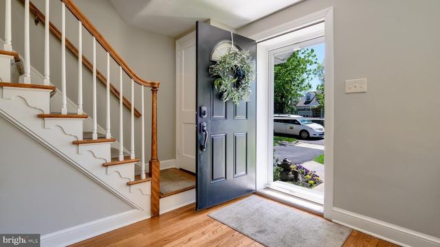 235 N CLINTON ST, Doylestown, PA 18901