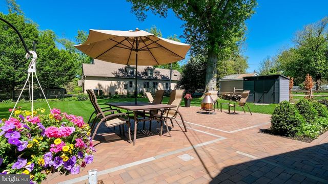 235 N CLINTON ST, Doylestown, PA 18901
