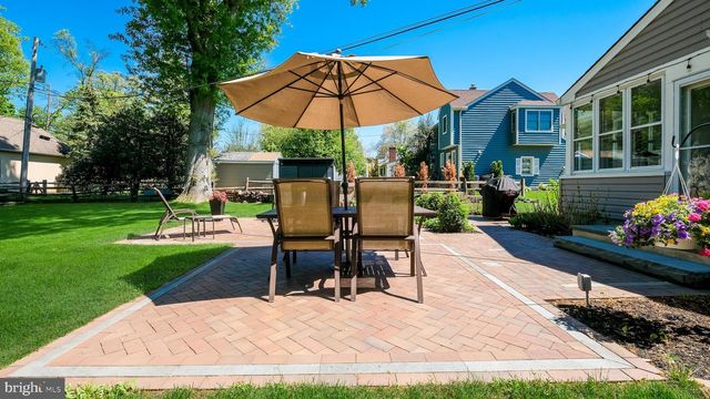 235 N CLINTON ST, Doylestown, PA 18901