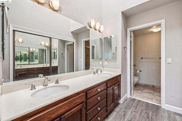 14525 Flagship St., San Leandro, CA 94577