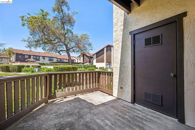 14525 Flagship St., San Leandro, CA 94577