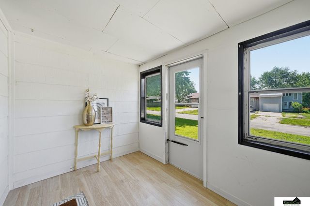104 W 5th Street, Hickman, NE 68372