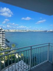 770 Claughton Island Dr 1511, Miami, FL 33131