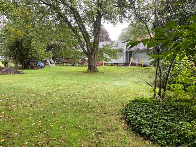 84 Hillside Drive, East Longmeadow, MA 01028