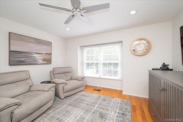 55 Lakebridge Drive S, Kings Park, NY 11754