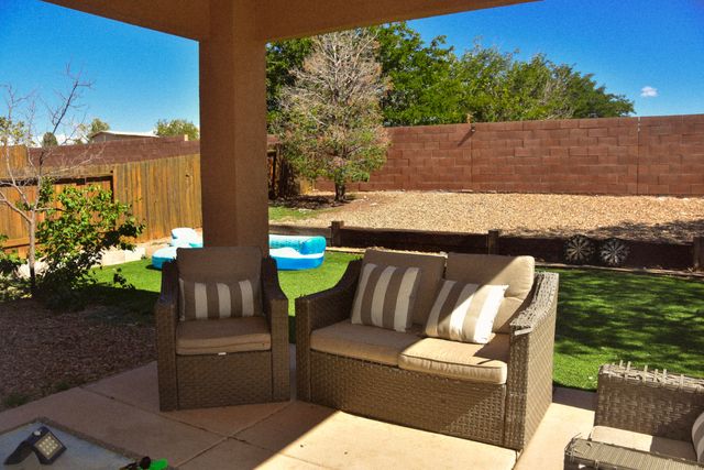 96 Avenida Jardin, Los Lunas, NM 87031