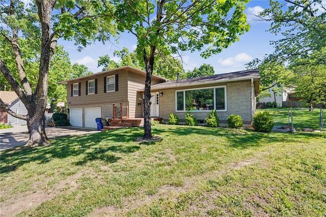 2624 Bardith Court, Lawrence, KS 66046