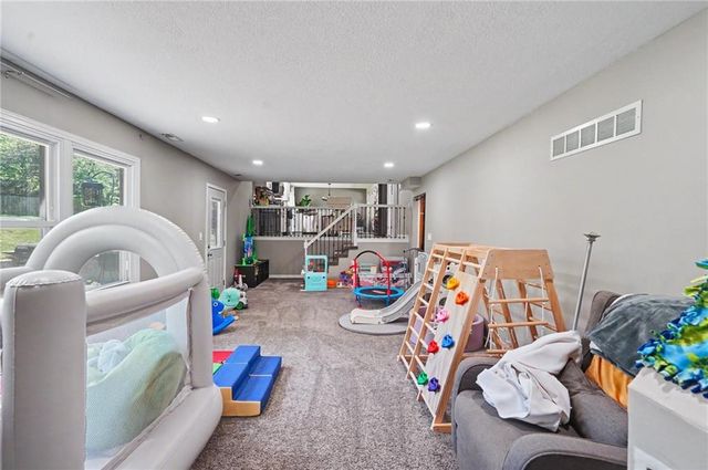 2624 Bardith Court, Lawrence, KS 66046