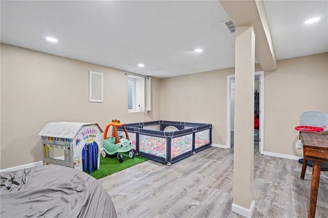 2624 Bardith Court, Lawrence, KS 66046
