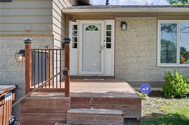 2624 Bardith Court, Lawrence, KS 66046