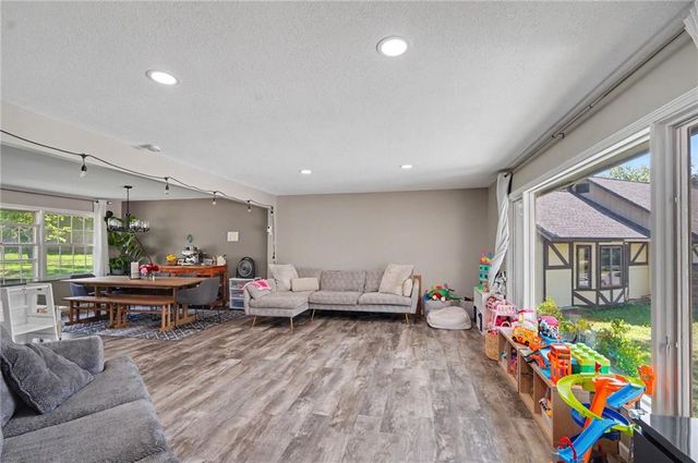 2624 Bardith Court, Lawrence, KS 66046
