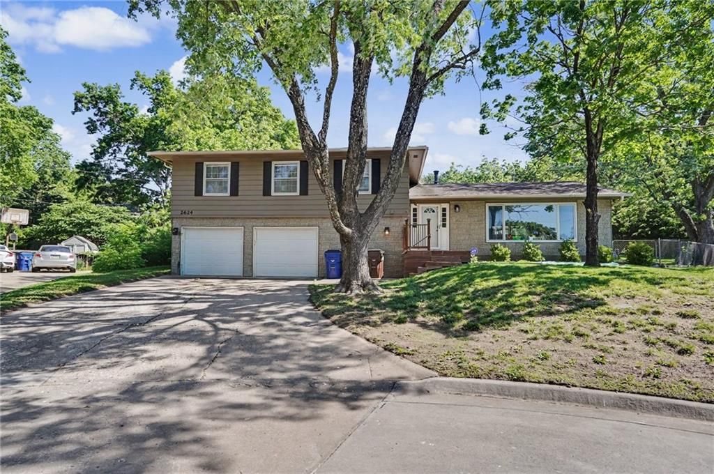 2624 Bardith Court, Lawrence, KS 66046