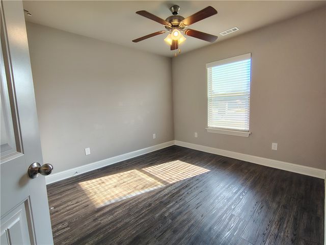 1742 Charismatic Drive, Prairie Grove, AR 72753