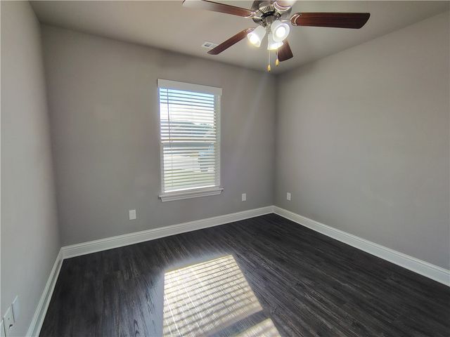 1742 Charismatic Drive, Prairie Grove, AR 72753