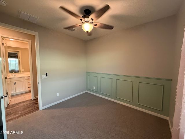 9458 E THATCHER Avenue, Mesa, AZ 85212