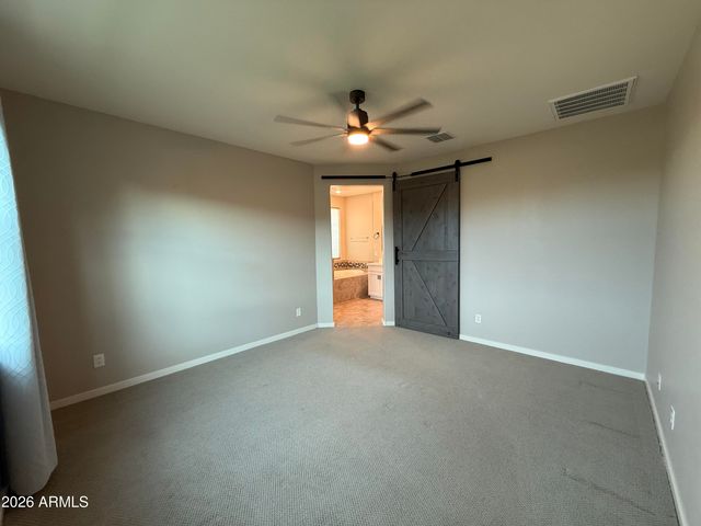 9458 E THATCHER Avenue, Mesa, AZ 85212