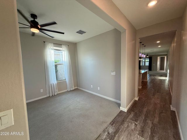 9458 E THATCHER Avenue, Mesa, AZ 85212