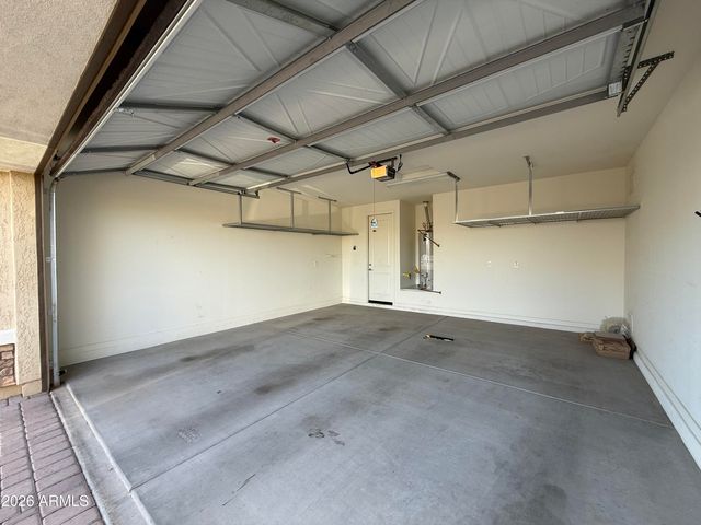 9458 E THATCHER Avenue, Mesa, AZ 85212