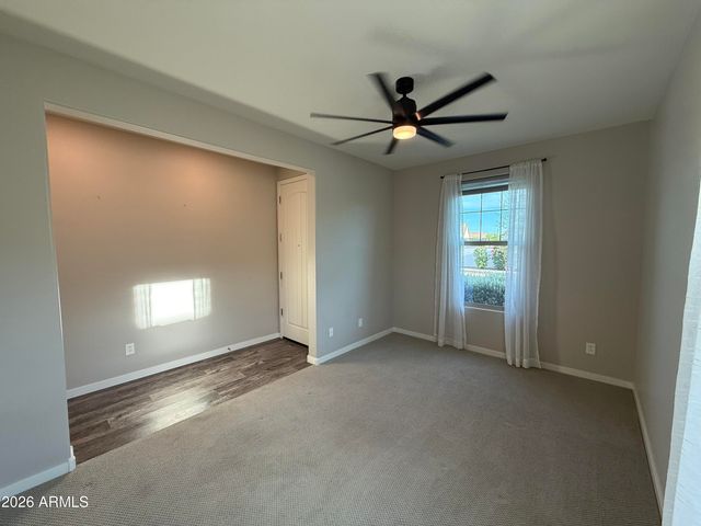 9458 E THATCHER Avenue, Mesa, AZ 85212