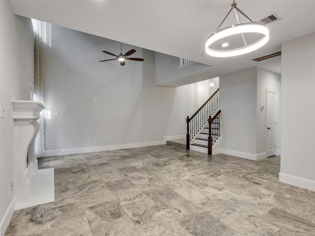 656 N Eldridge Parkway, Houston, TX 77079