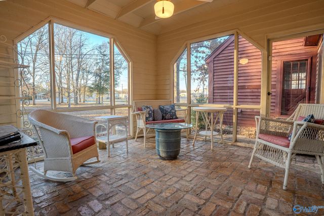 200 Montgomery Drive, Moulton, AL 35650