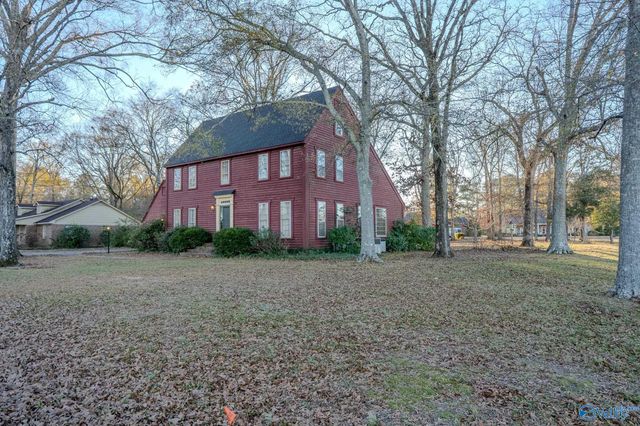 200 Montgomery Drive, Moulton, AL 35650