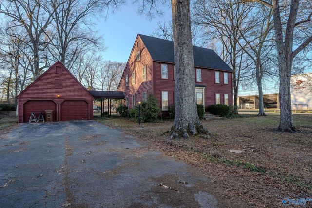 200 Montgomery Drive, Moulton, AL 35650