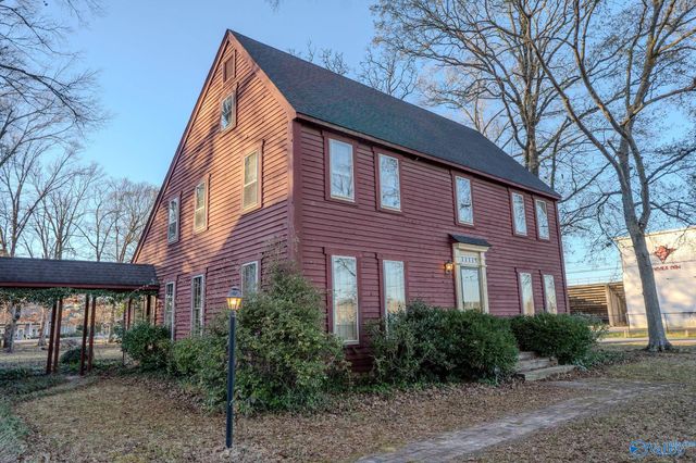 200 Montgomery Drive, Moulton, AL 35650