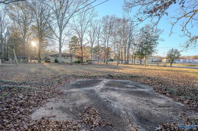 200 Montgomery Drive, Moulton, AL 35650