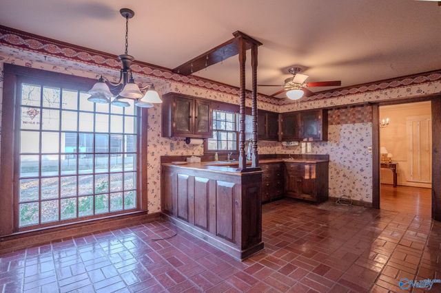 200 Montgomery Drive, Moulton, AL 35650