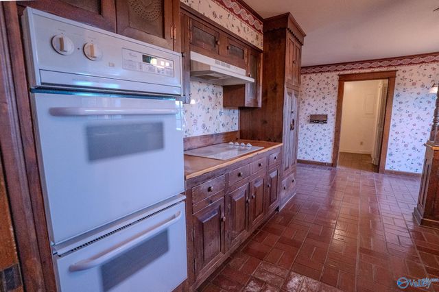 200 Montgomery Drive, Moulton, AL 35650