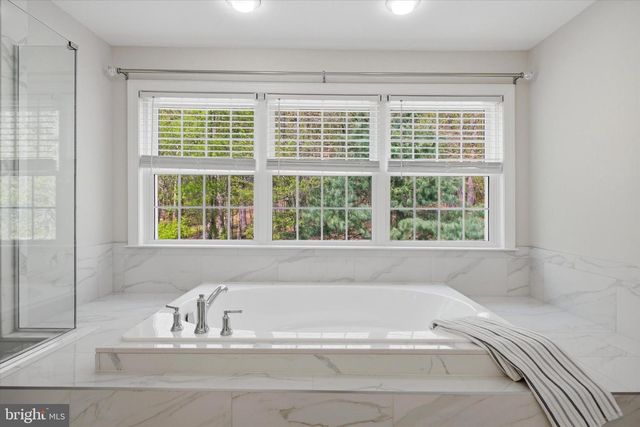 133 WHITELAND HILLS CIR, Exton, PA 19341