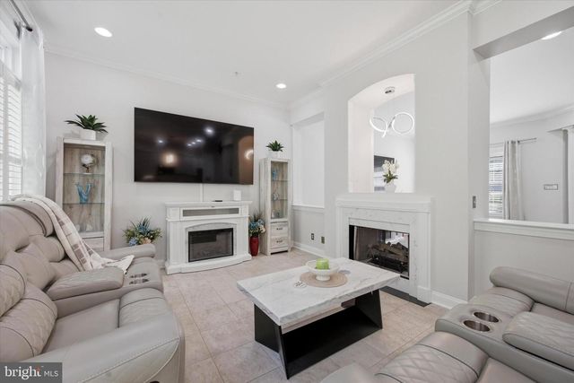 133 WHITELAND HILLS CIR, Exton, PA 19341