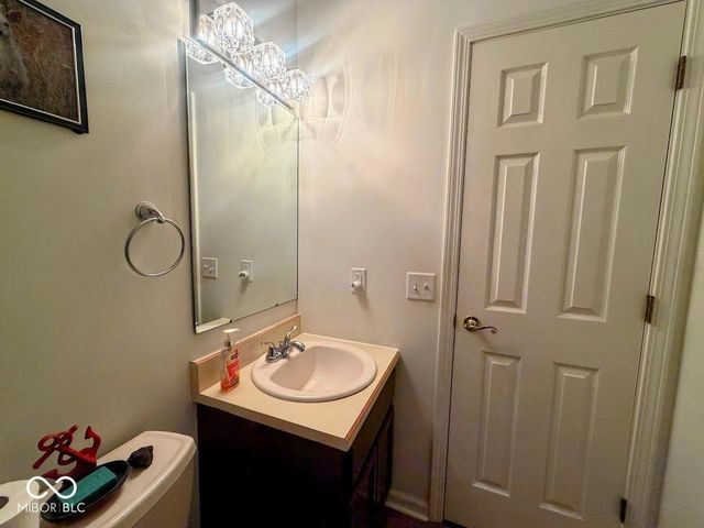 7618 Trophy Club Drive S, Indianapolis, IN 46214