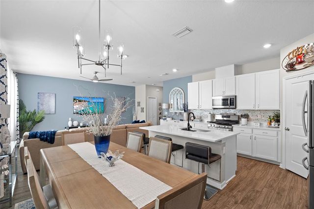 5882 BUNGALOW GROVE COURT, Palmetto, FL 34221