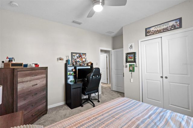 5882 BUNGALOW GROVE COURT, Palmetto, FL 34221
