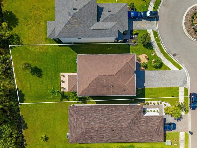 5882 BUNGALOW GROVE COURT, Palmetto, FL 34221